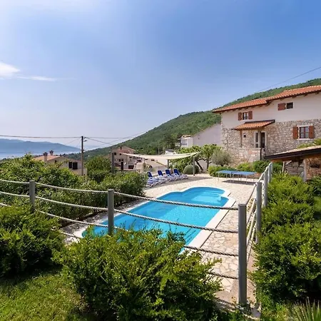 فيلة Zaria By Briskva Mošćenička Draga