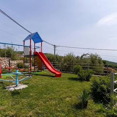 فيلة Zaria By Briskva