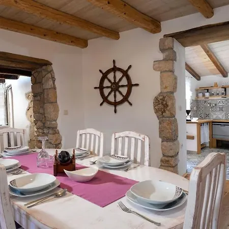 فيلة Zaria By Briskva *